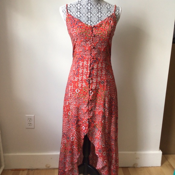 Abel the Label Lola dress, ruffle hem. Back cutout. - Picture 2 of 11